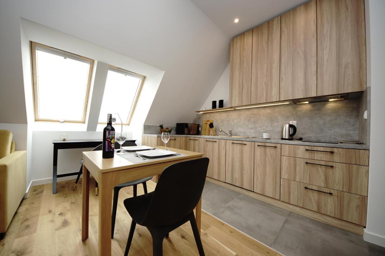 Bh Properties, Apartamenty Teatr Wybrzeze Srodmiescie 格但斯克 外观 照片