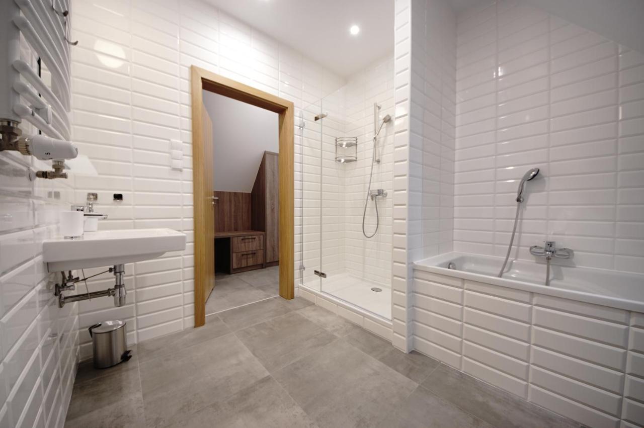 Bh Properties, Apartamenty Teatr Wybrzeze Srodmiescie 格但斯克 外观 照片