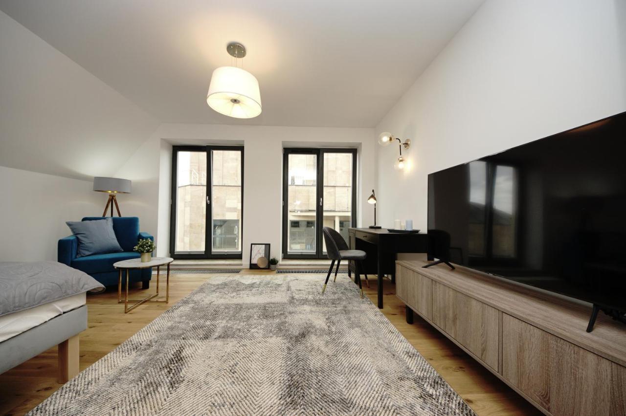 Bh Properties, Apartamenty Teatr Wybrzeze Srodmiescie 格但斯克 外观 照片