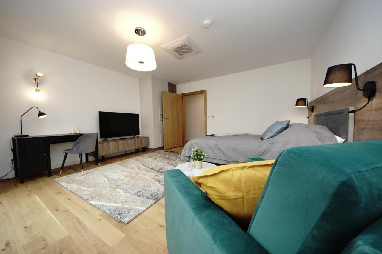 Bh Properties, Apartamenty Teatr Wybrzeze Srodmiescie 格但斯克 外观 照片