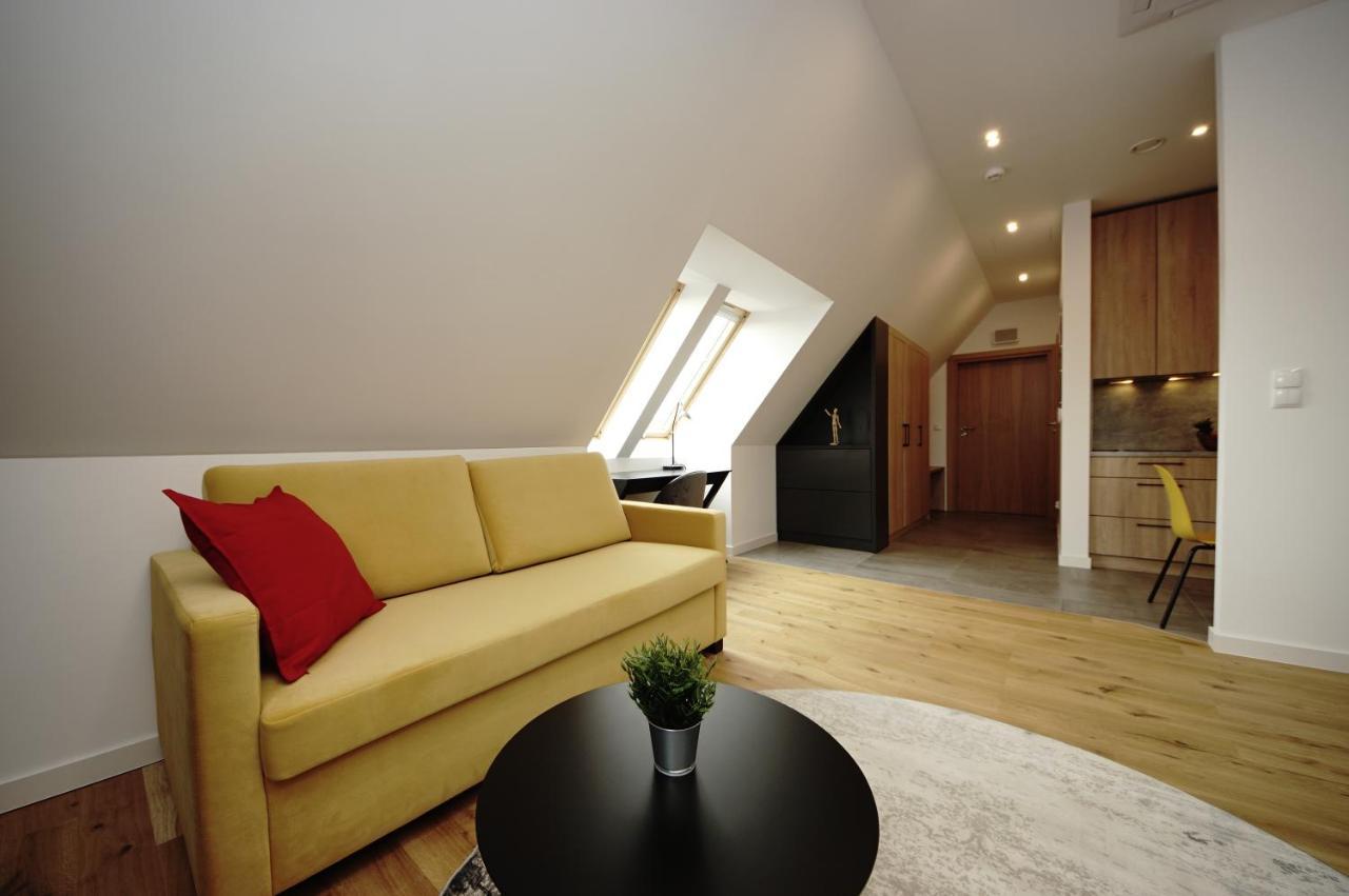 Bh Properties, Apartamenty Teatr Wybrzeze Srodmiescie 格但斯克 外观 照片