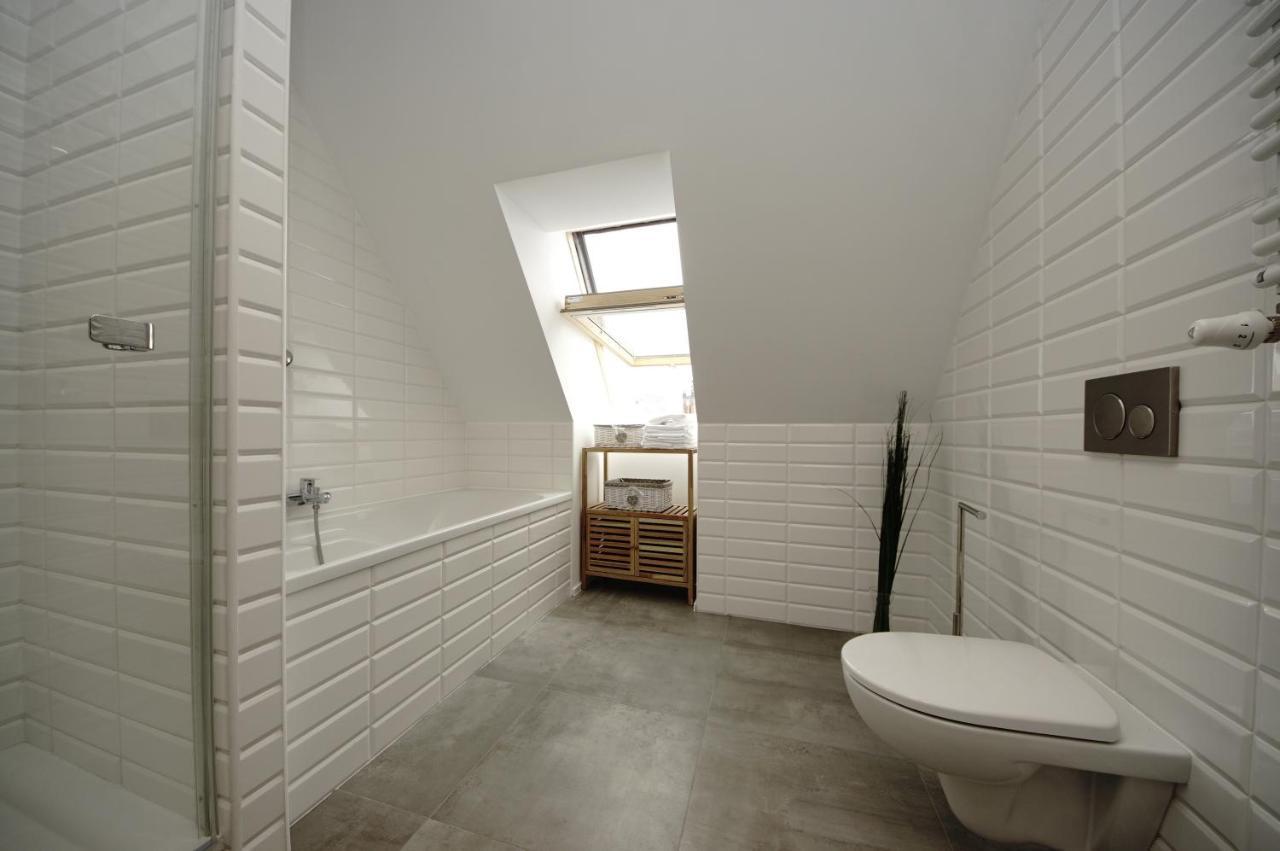 Bh Properties, Apartamenty Teatr Wybrzeze Srodmiescie 格但斯克 外观 照片
